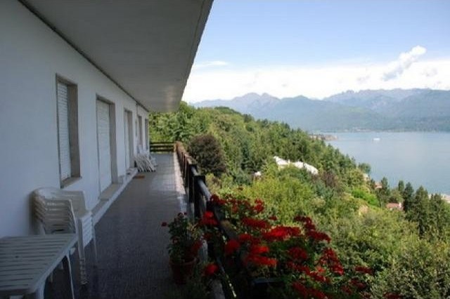2 bedroom Apartment For Sale: Stresa, IT - 2