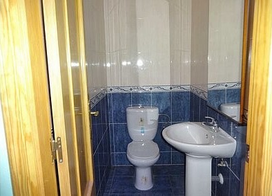A VERY LARGE 3 BED APARTMENT