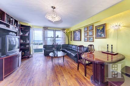 2 bedroom Apartment For Sale: 3235..
