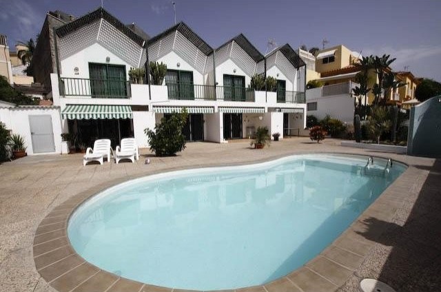 House (Duplex) for rent and for sale in..