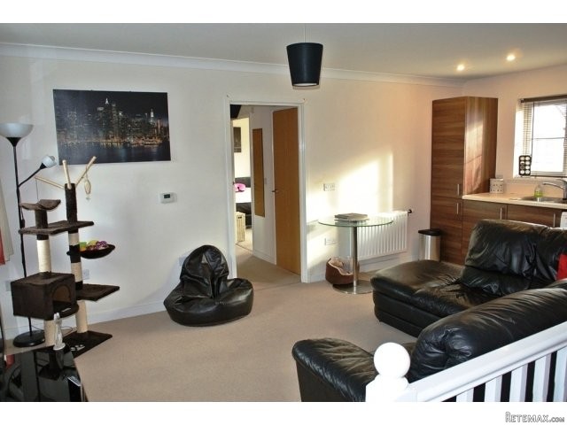 Howard Drive, Tonbridge £225,000 - 2