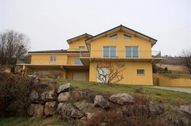5 bedroom Villa For Sale: 03800 GANNAT - 2