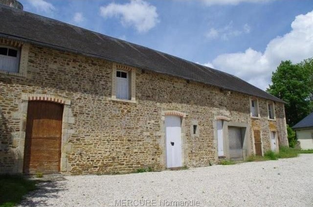 6 bedroom House For Sale: 14240 CAUMONT.. - 2