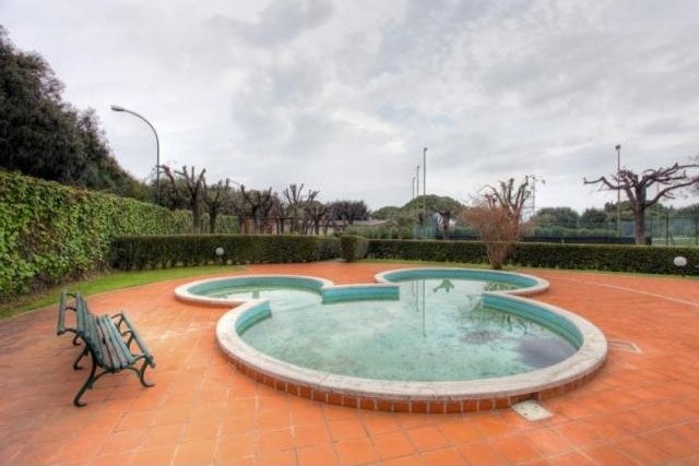 2 Bedrooms - Attic - For Sale
