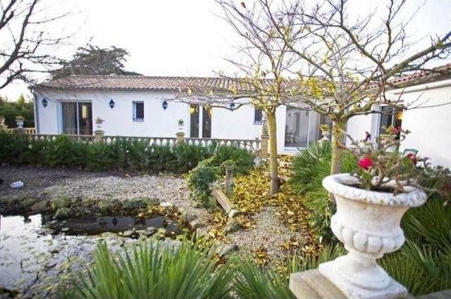 3 bedroom Villa For Sale: 17000..
