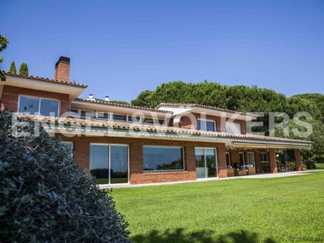 In 2 plots Supermaresme Costa Barcelona