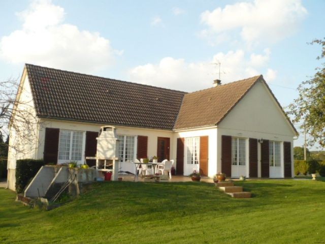 Nice Traditinal House in Good Locaton