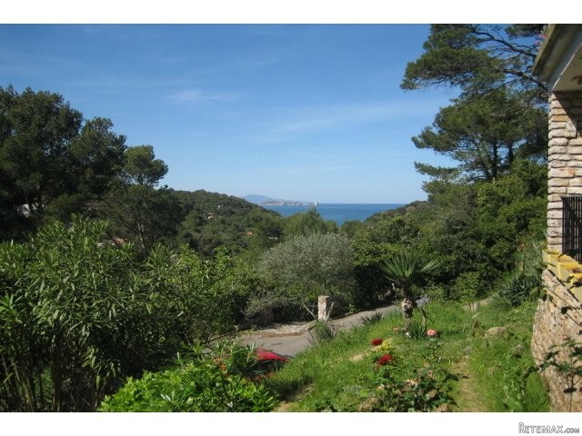 Apartment close to Sa Riera beach