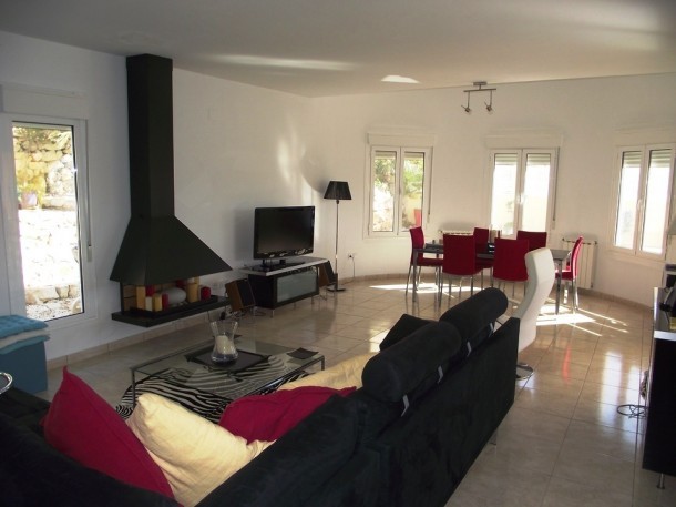 3 Bedrooms 3 Bathrooms Villa Sale Gata.. - 2