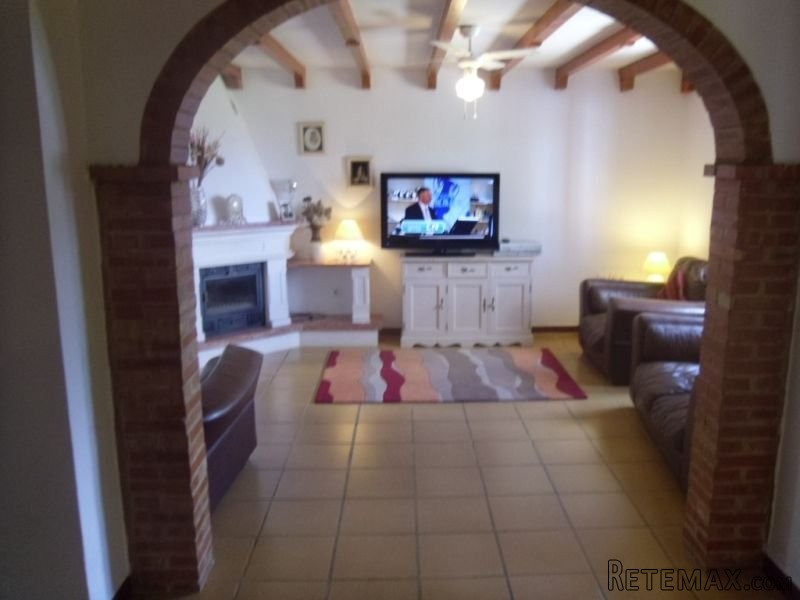 5 bedroom, 3 bathroom Villa, (build 211.. - 2