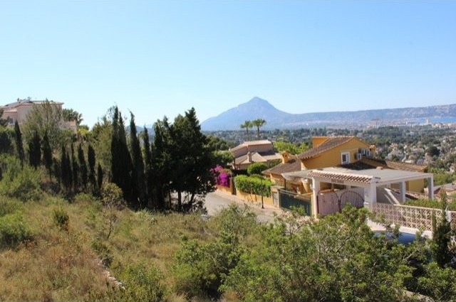 Plot in Javea