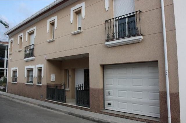 4 Bedrooms - House - Alicante - For Sale