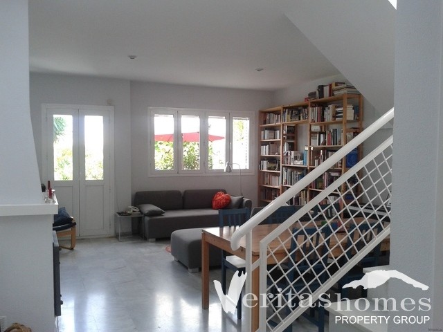 Ref: 1511 - Duplex/Triplex/Townhouse.. - 2