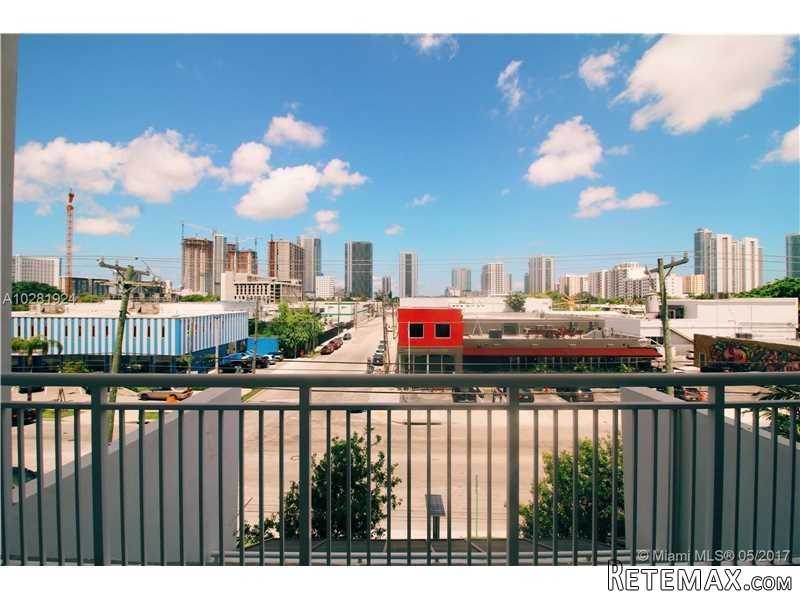 1 bedroom Flat For Sale: 2700 N Miami.. - 2