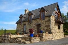 Newly Renovated Property With Stone Barn