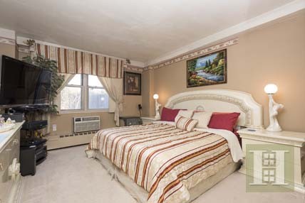 1 bedroom Apartment For Sale: 1655.. - 2