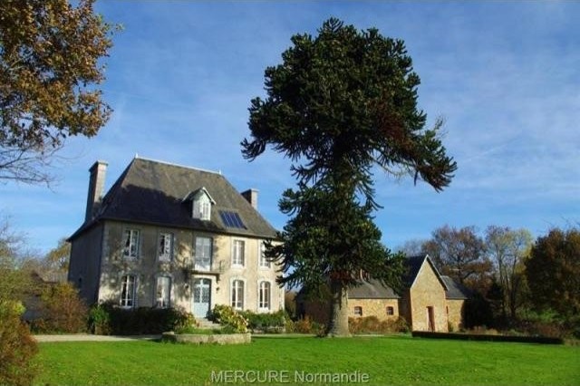 5 bedroom House For Sale: 50490..