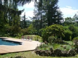 Very Attractive Villa With 160 M² Of.. - 2
