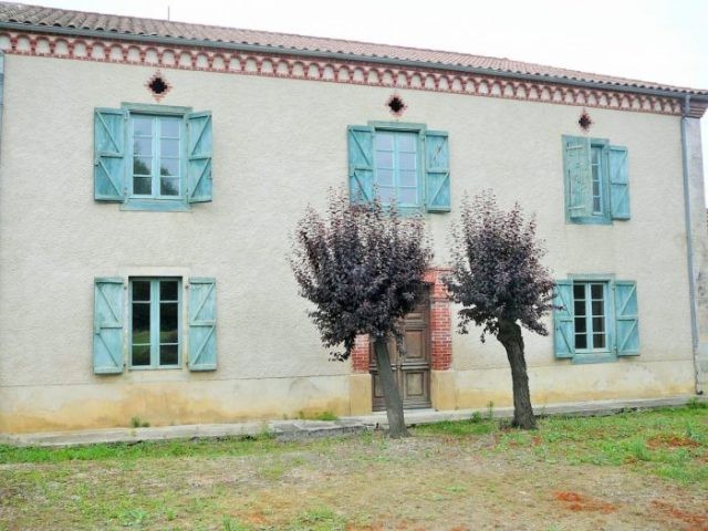 Gascon Farmhouse With Outbuildings On 2..