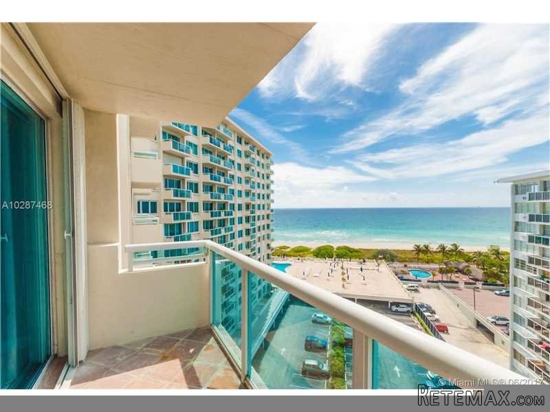2 bedroom Flat For Sale: 5333 Collins..