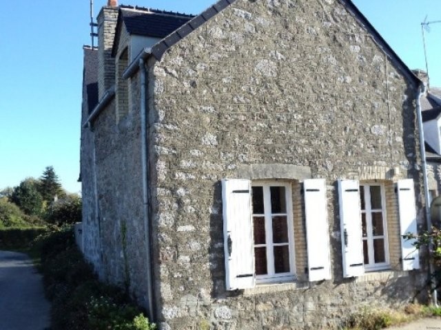 Cottage Walking Distance from the Sea - 2