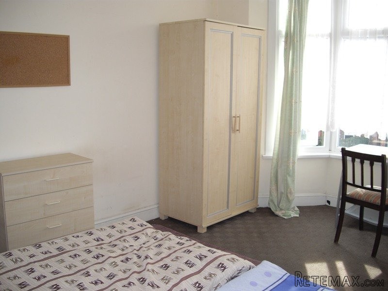 Room share for men, Zone 3, Leyton