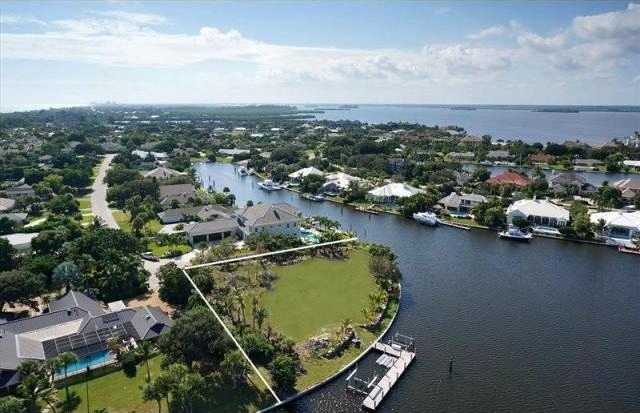Land For Sale: 865 BOWLINE DR, VERO..