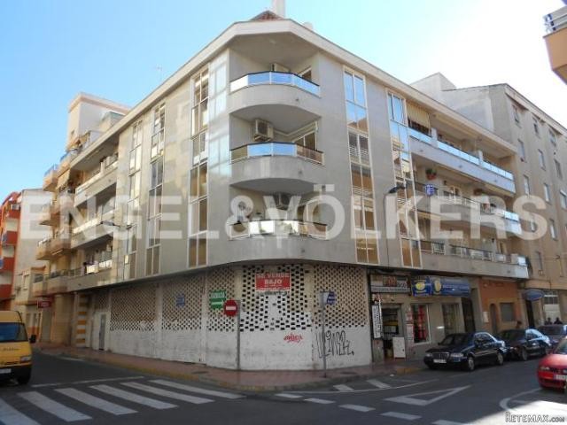 DOWNTOWN APARTMENT WITH SEA VIEWS - 2
