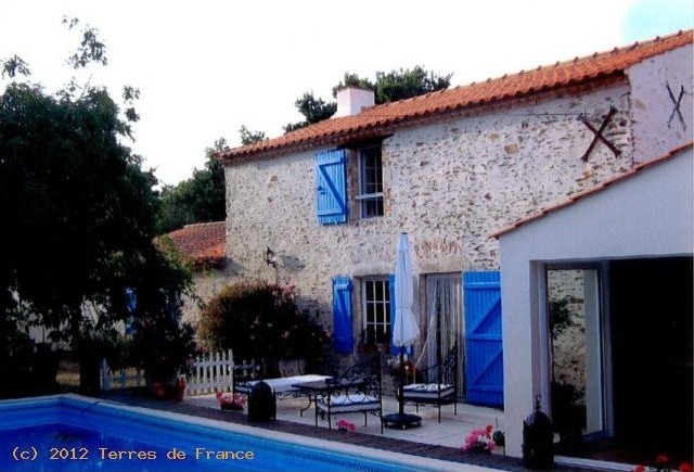 Restored House Near The Sea La..