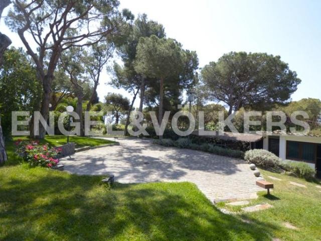 Charming property. Barcelona Coast - 2