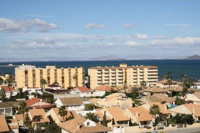 2 Bedroom Apartment In Playa Honda..