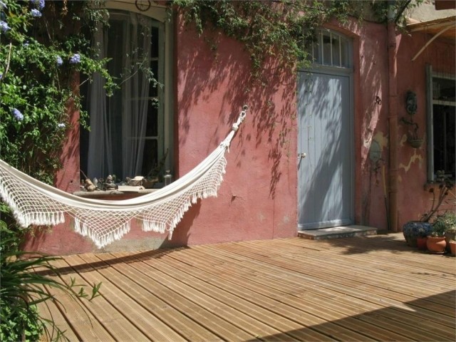 Tres Belle Maison De Ville Avec Jardin..
