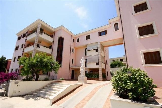 2 Bedrooms - Apartment - For Sale