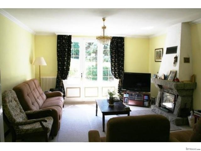 7 Bedroom Country House For Sale - 2