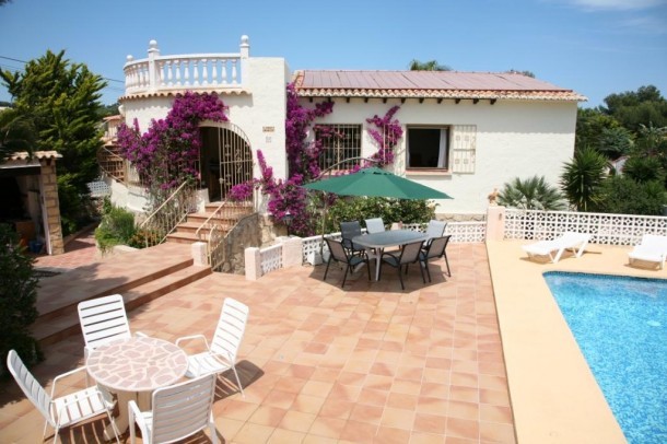 4 Bedrooms 2 Bathrooms Villa Javea*