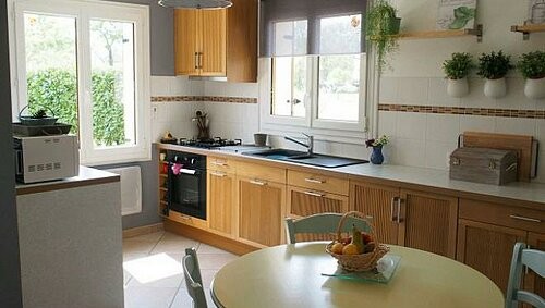 Detached, 4 bedrooms, village property - 2