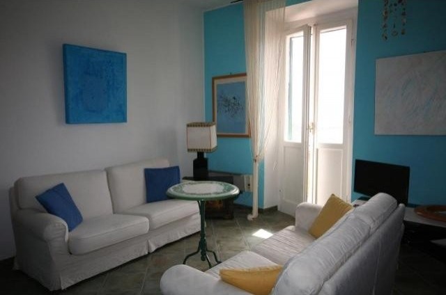 1 Bedroom - Apartment - For Sale - 2