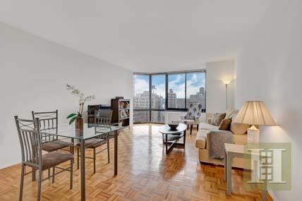 2 bedroom Apartment For Sale: 215 WEST..