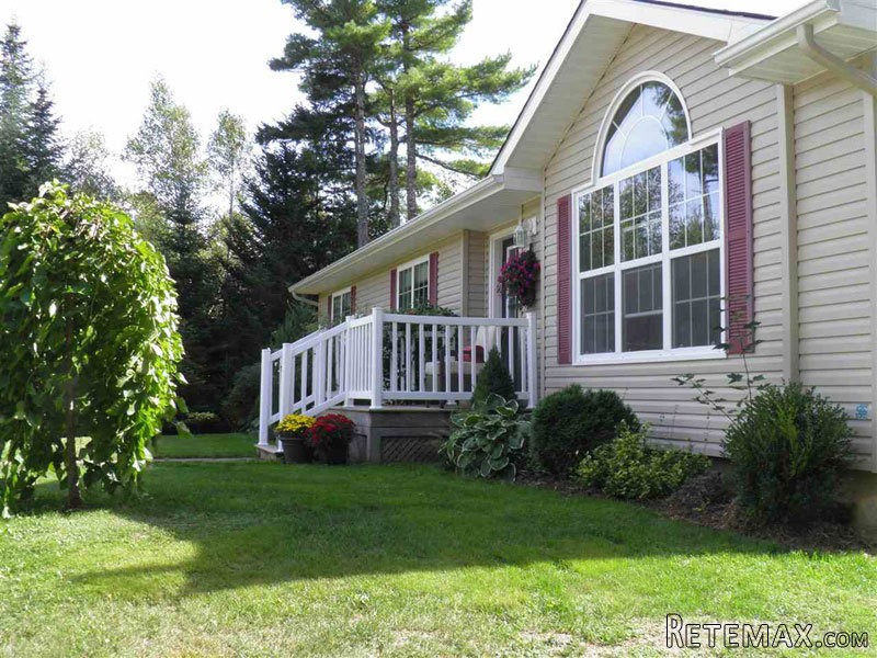 3 bedroom House For Sale: 7841 Highway.. - 2