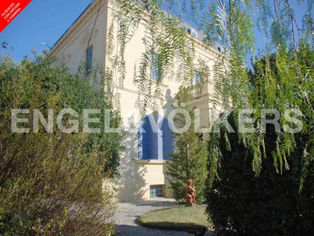 French neoclassic style