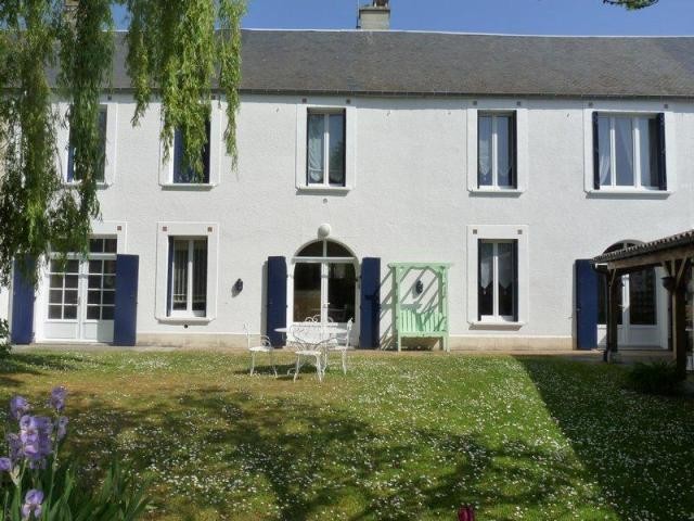Maison / Villa For Sale