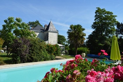 Stunning chateau with amazing views -.. - 2