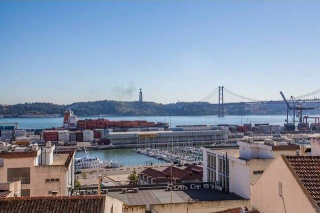 Lisbon Elegant Luxury with Sunset &..