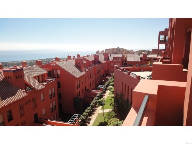 APARTMENT FOR SALE IN CALAHONDA - 2