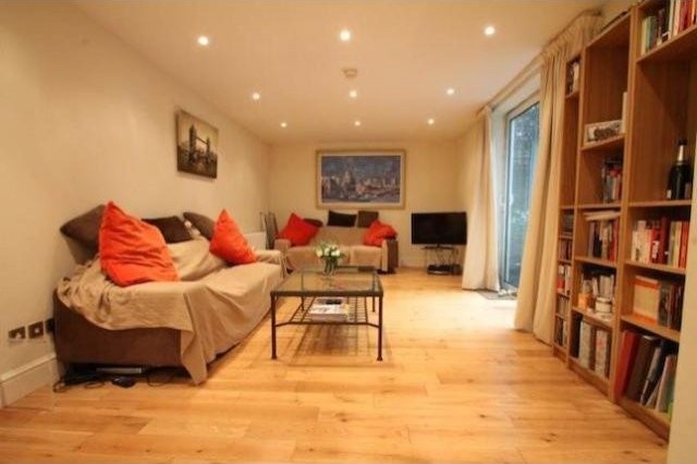 2 bed flat to rent - 2