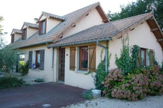 3 bedroom House For Sale: 86000 35 KM.. - 2