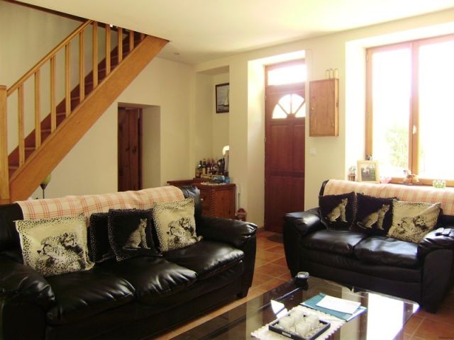 Renovated 4 Bed Stone Village House - 2