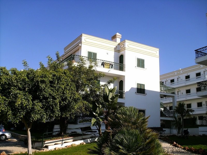 Gorgeous 1 Bed Apartment For Sale In..