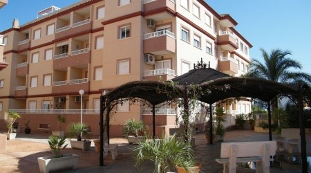 Resale · Apartment · Spain · Costa Bl..
