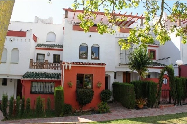 3 Bedrooms - Townhouse - Malaga - For..